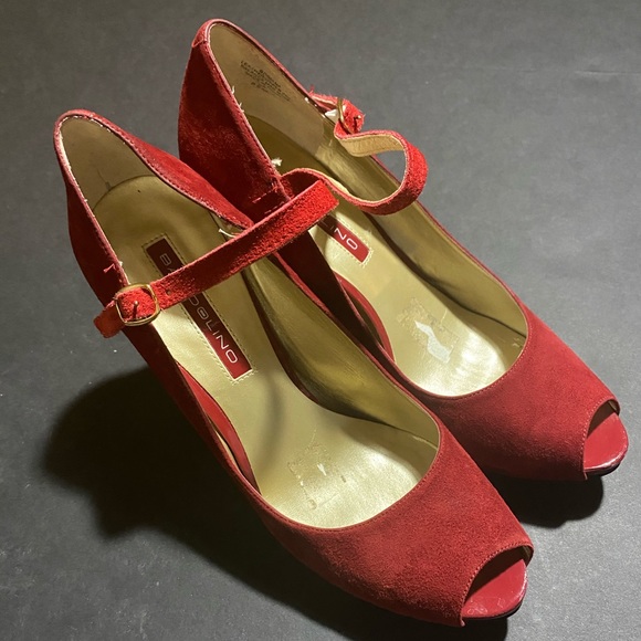 Suede Open Toe Hidden Platform Pump - Picture 2 of 7